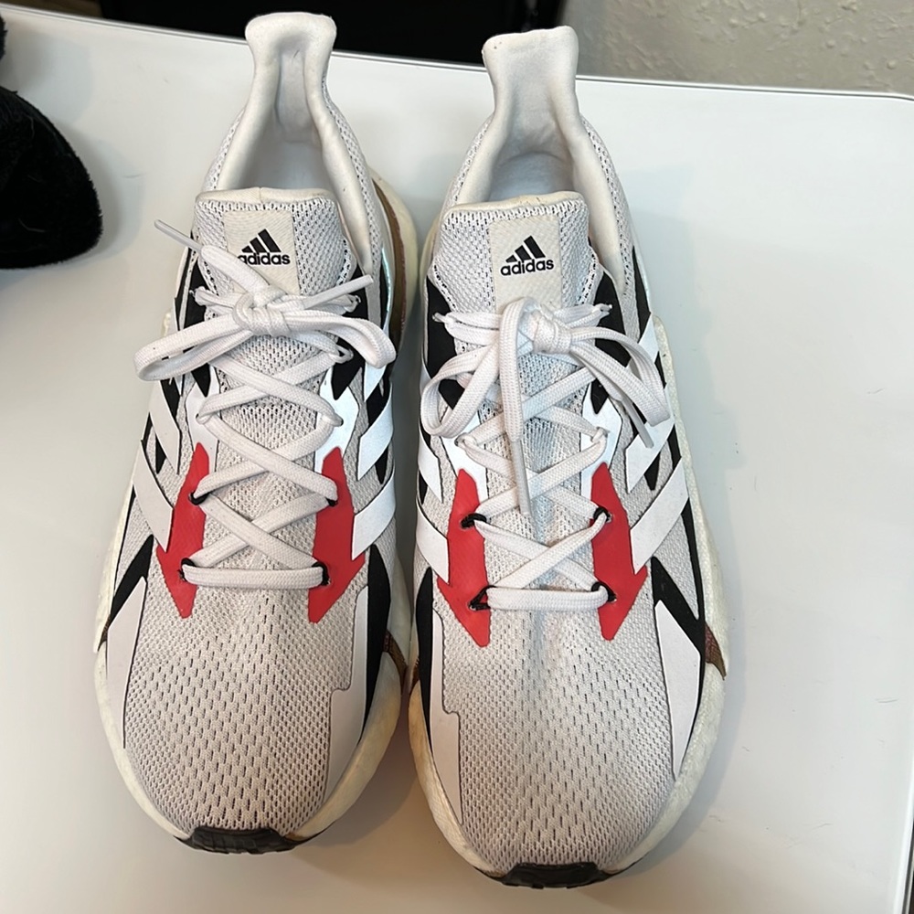 Adidas Boost 9.5